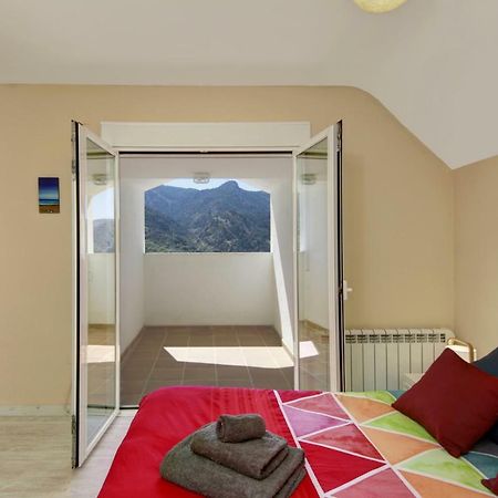 Atico Con Chimenea En Sierra Nevada-Gueejar Sierra Apartment Exterior foto
